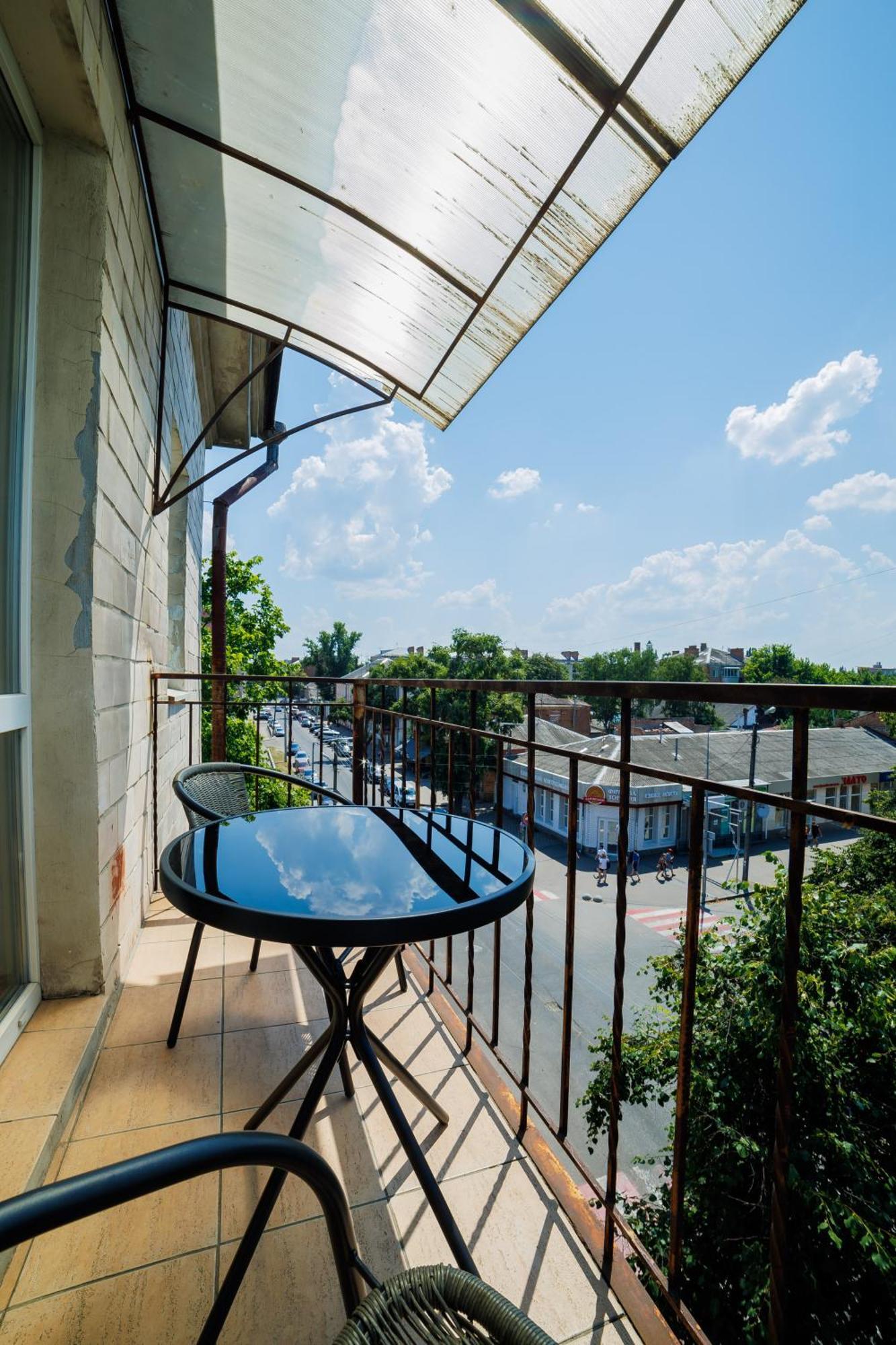 Квартира Антиквара У Центрі Полтави Мережа Alexapartments Документи Для Відряджень Безконтатне Заселення Цілодобово Poltava Esterno foto