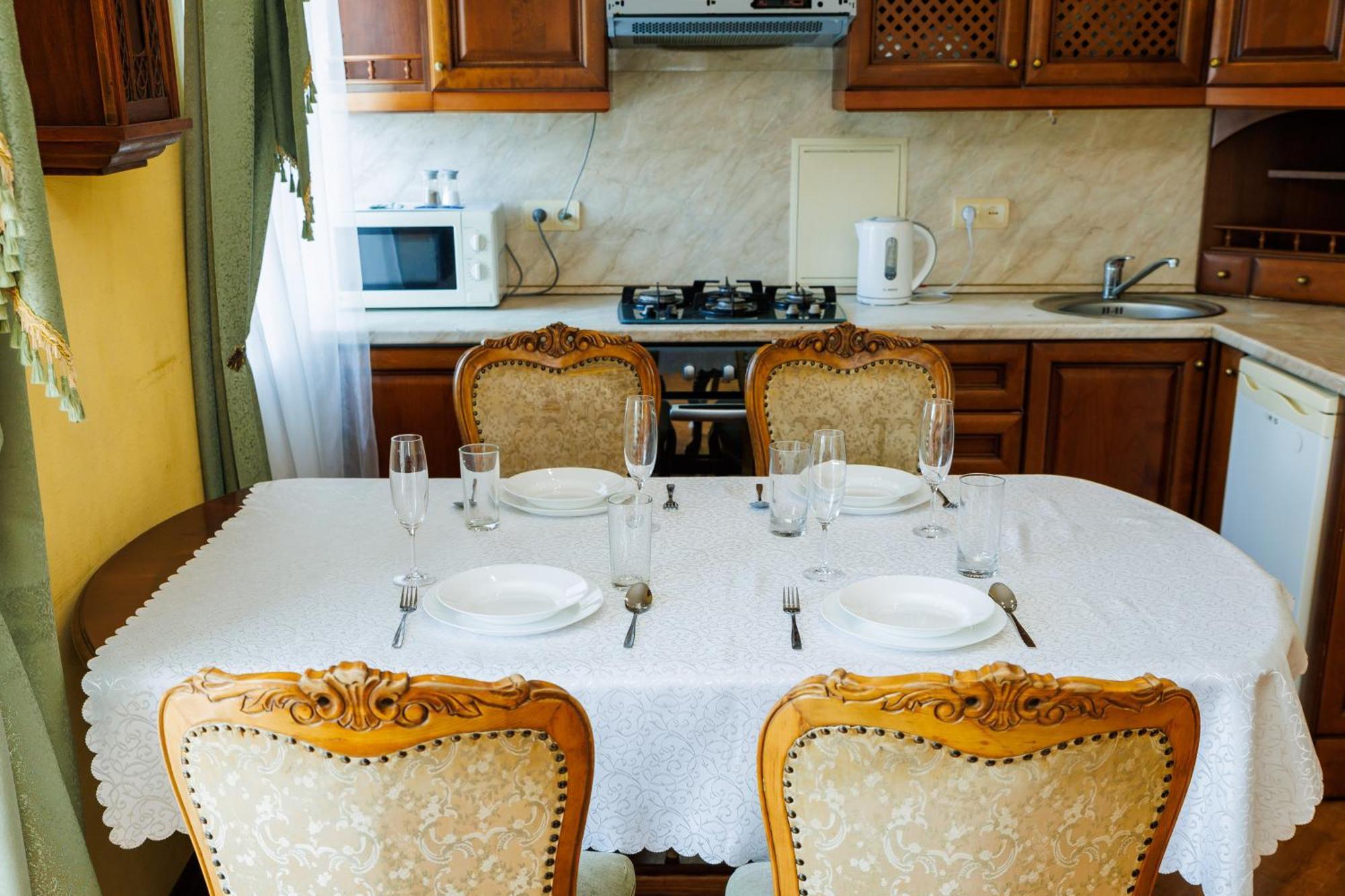 Квартира Антиквара У Центрі Полтави Мережа Alexapartments Документи Для Відряджень Безконтатне Заселення Цілодобово Poltava Esterno foto