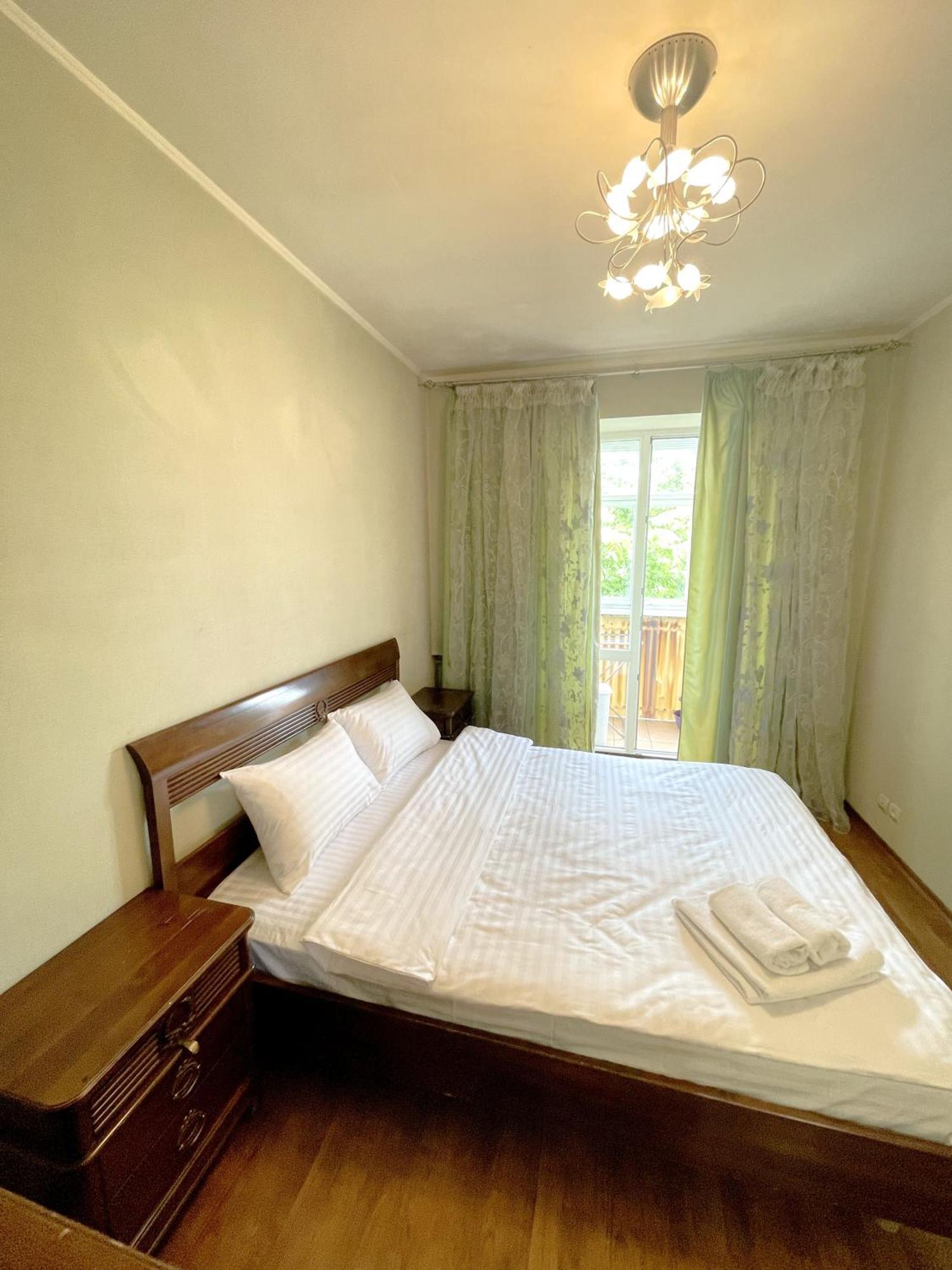Квартира Антиквара У Центрі Полтави Мережа Alexapartments Документи Для Відряджень Безконтатне Заселення Цілодобово Poltava Esterno foto